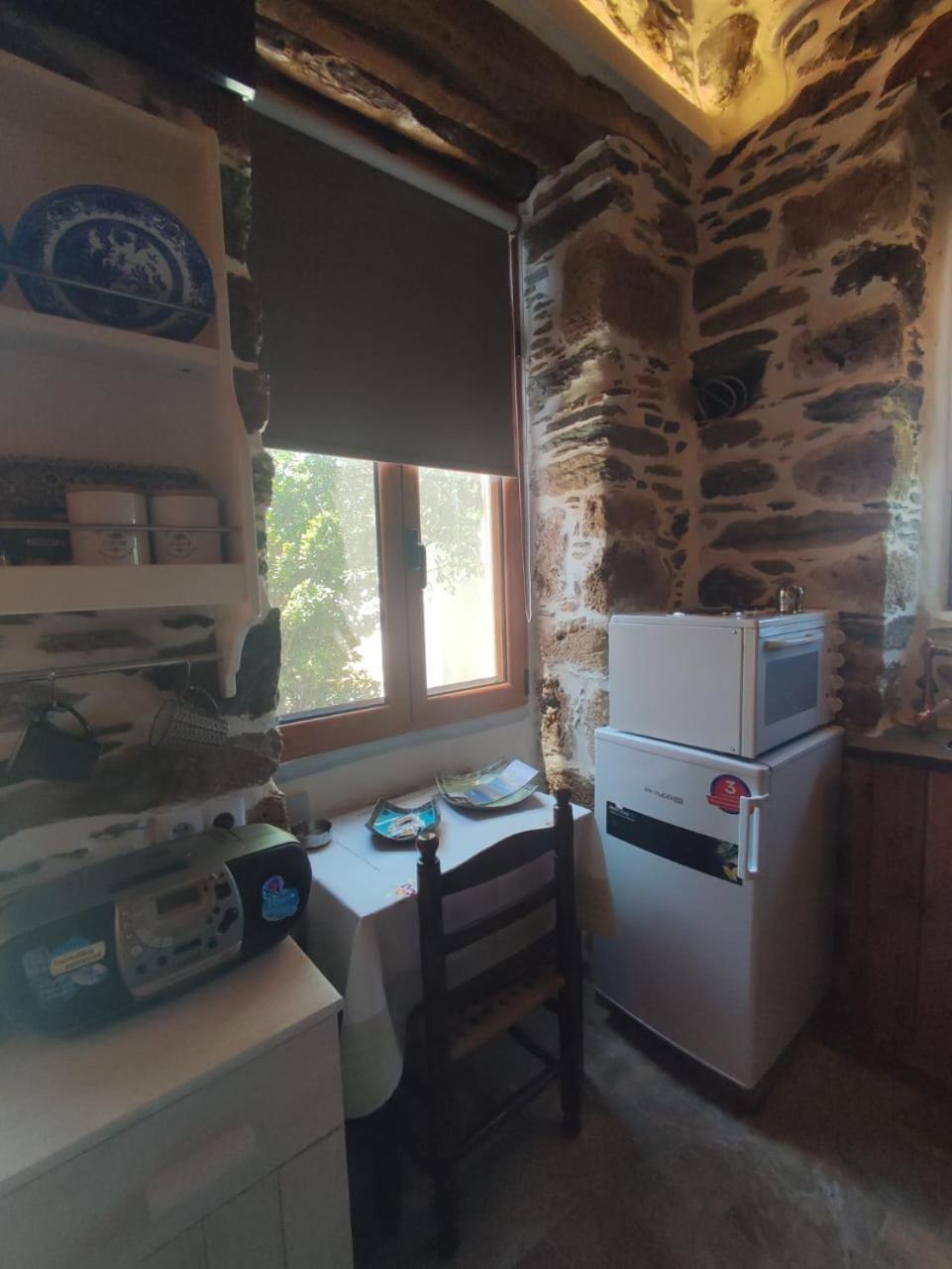 Πέτροκτιστο Σπίτι. Stone House Caristo Exterior foto